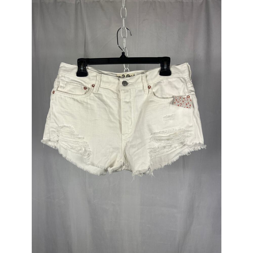 NWT Free People Good Vibrations Cutoffs. - Picture 3 of 9